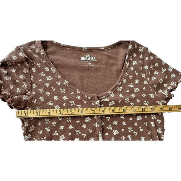 Hollister Brown Floral Lettuce-Hem Cropped Top Women’s Medium Baby Tee - Picture 7 of 7